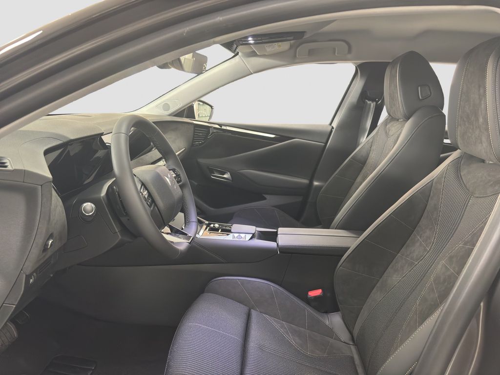 DS Automobiles DS4 2025