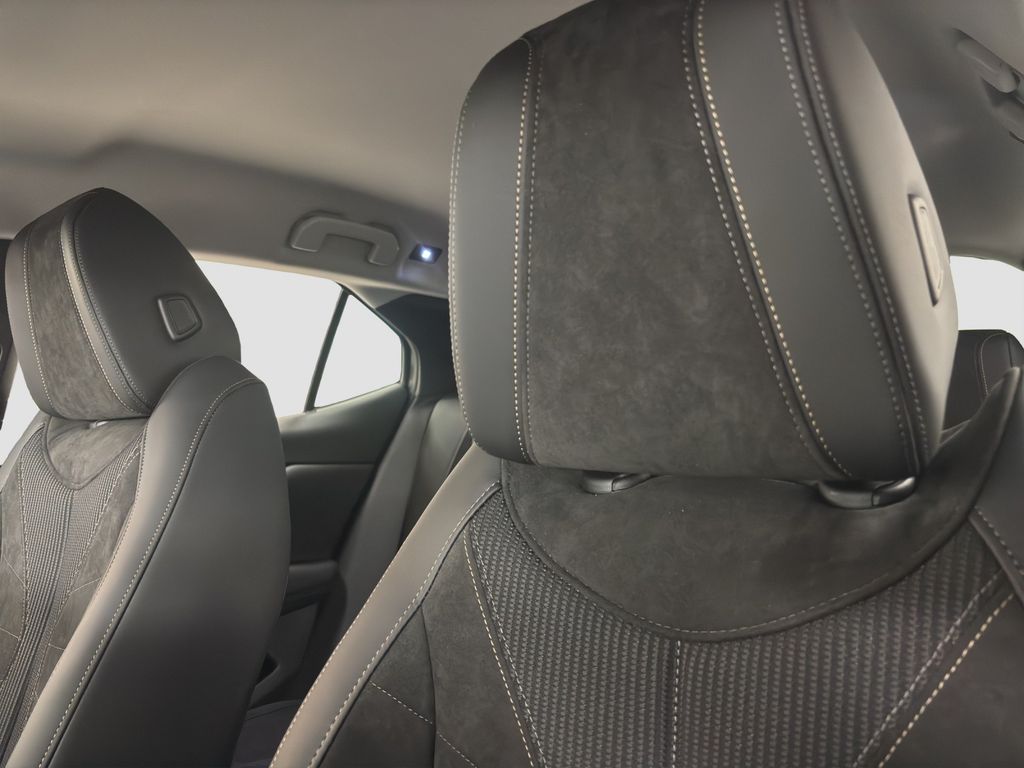 DS Automobiles DS4 2025