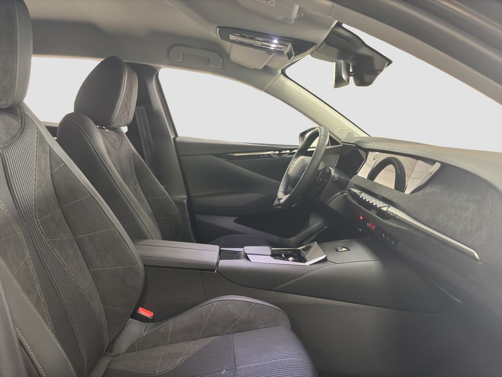 DS Automobiles DS4 2025