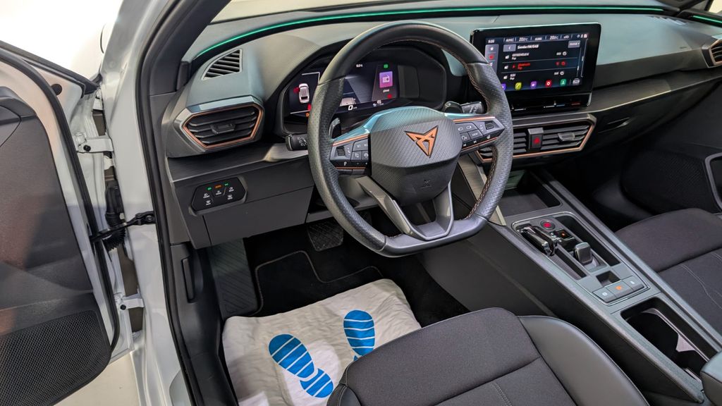 Cupra Leon 2024