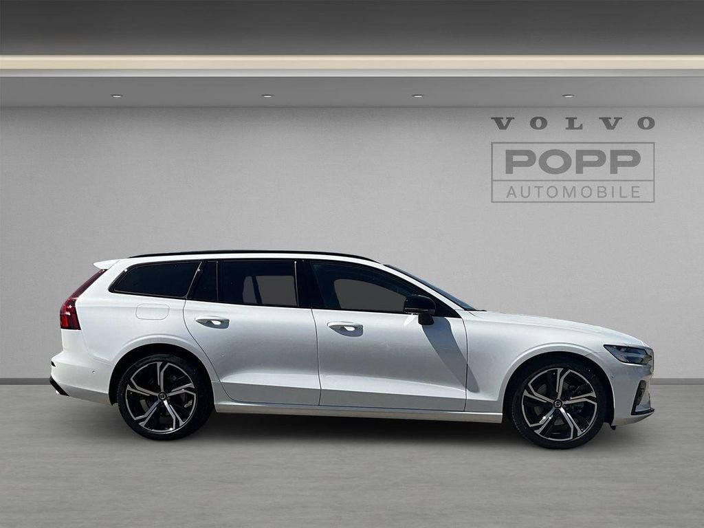 Volvo V60 2024