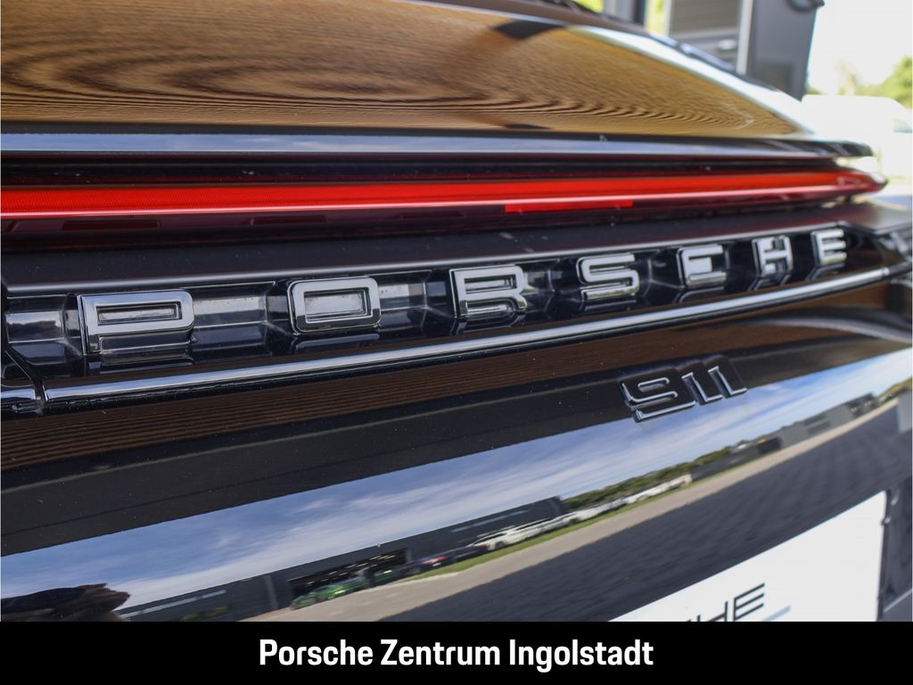 Porsche 992 2025