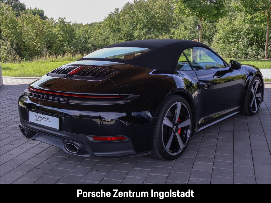 Porsche 992 2025