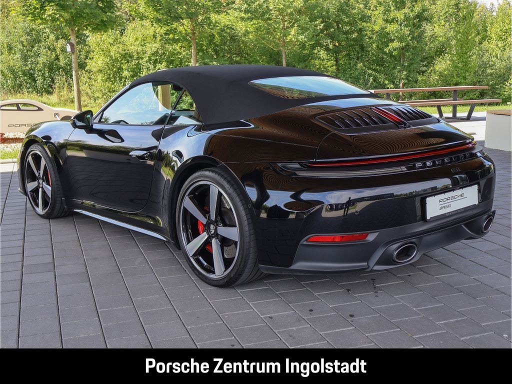 Porsche 992 2025