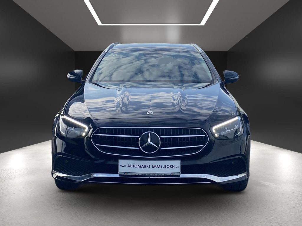 Mercedes-Benz E 300 2022