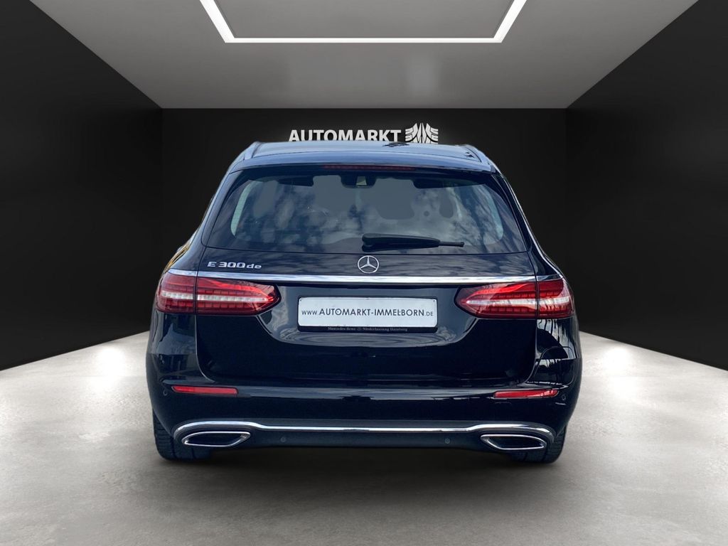 Mercedes-Benz E 300 2022