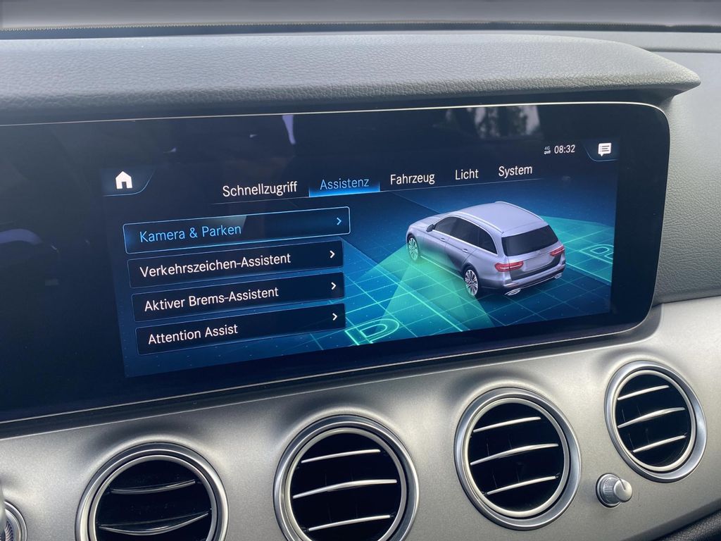 Mercedes-Benz E 300 2022