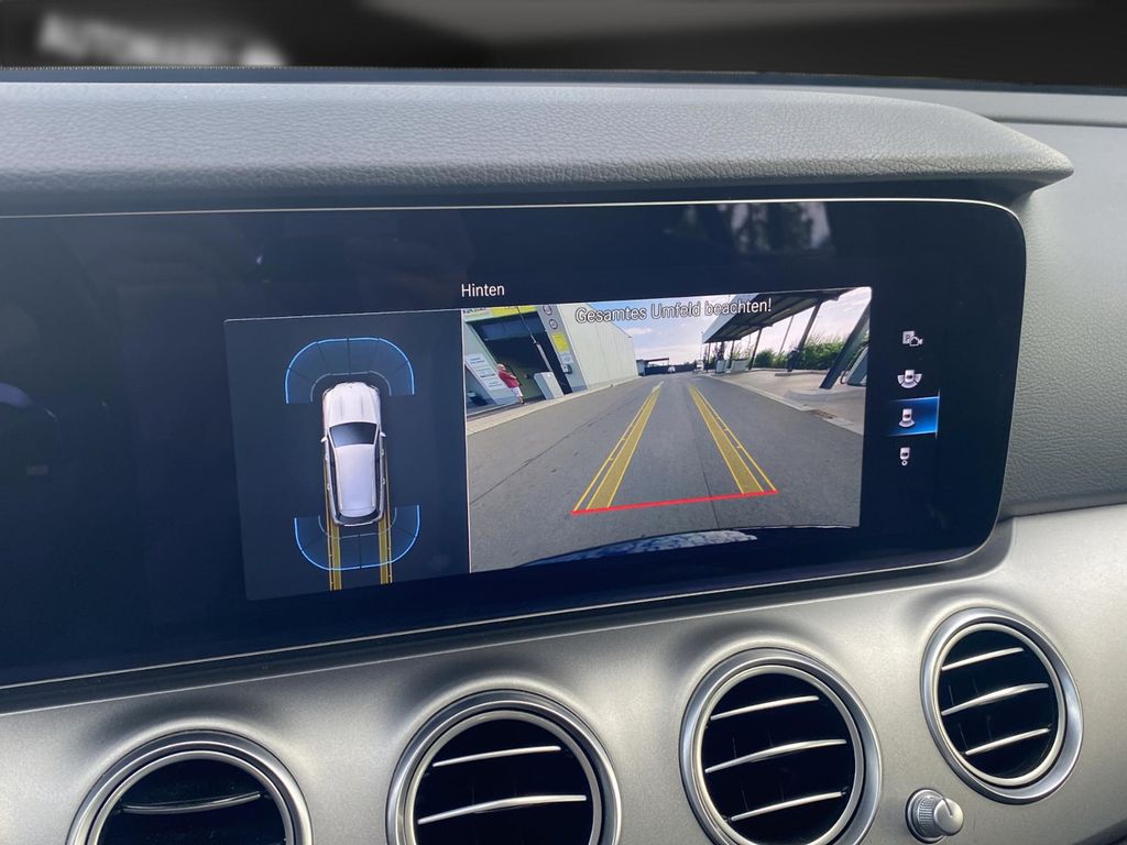 Mercedes-Benz E 300 2022