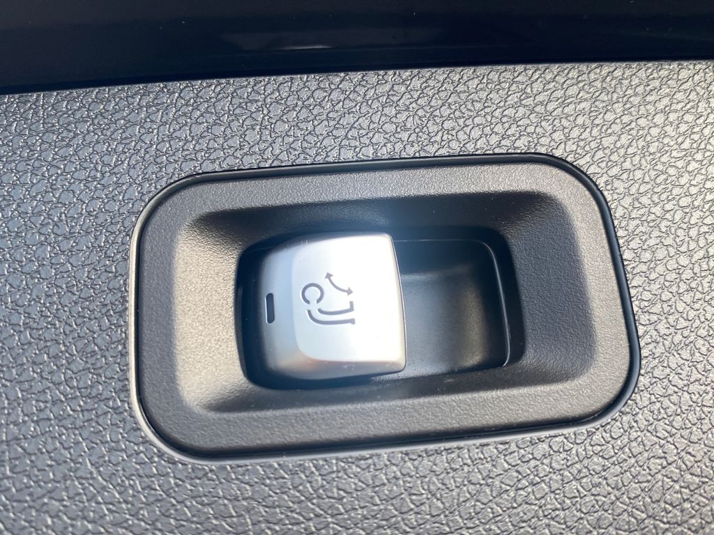 Mercedes-Benz E 300 2022