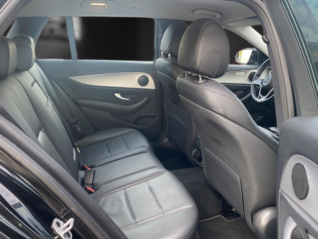 Mercedes-Benz E 300 2022