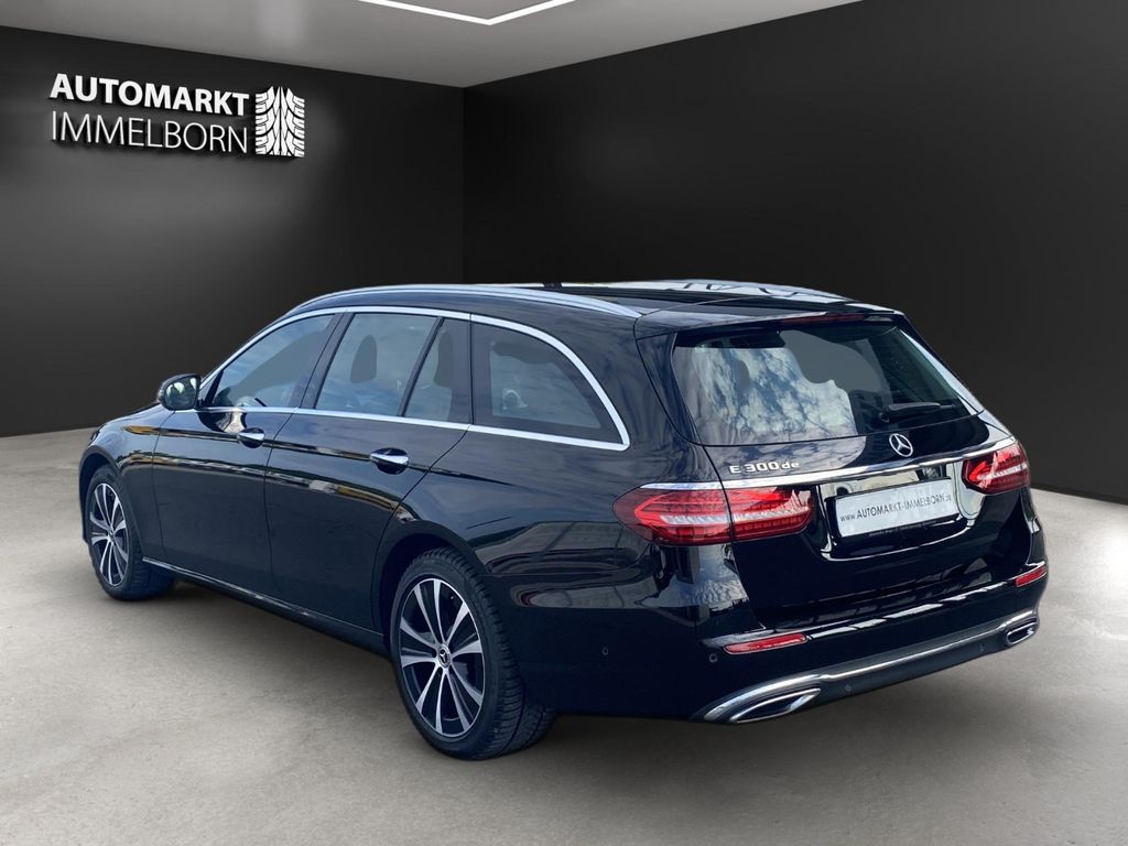 Mercedes-Benz E 300 2022