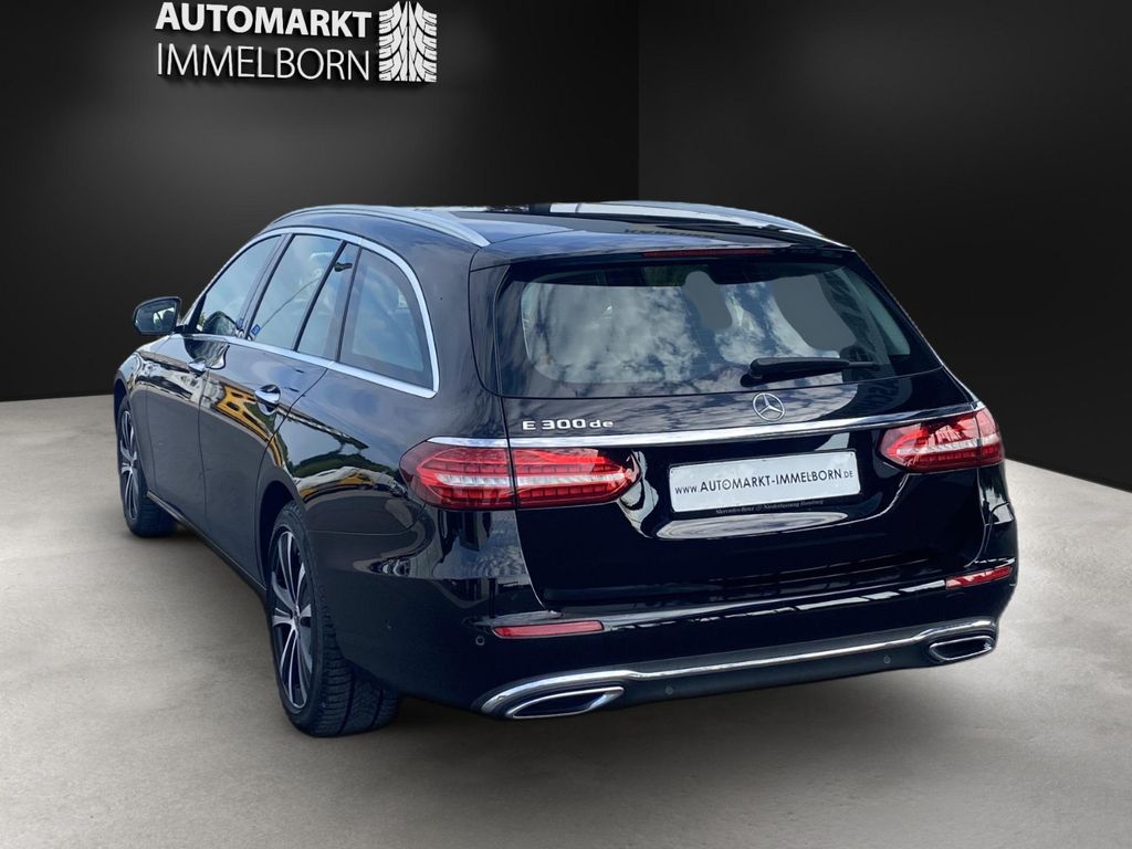 Mercedes-Benz E 300 2022
