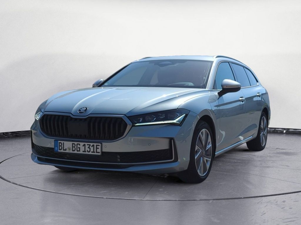 Skoda Superb 2025