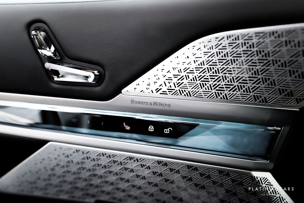 BMW i7 2023