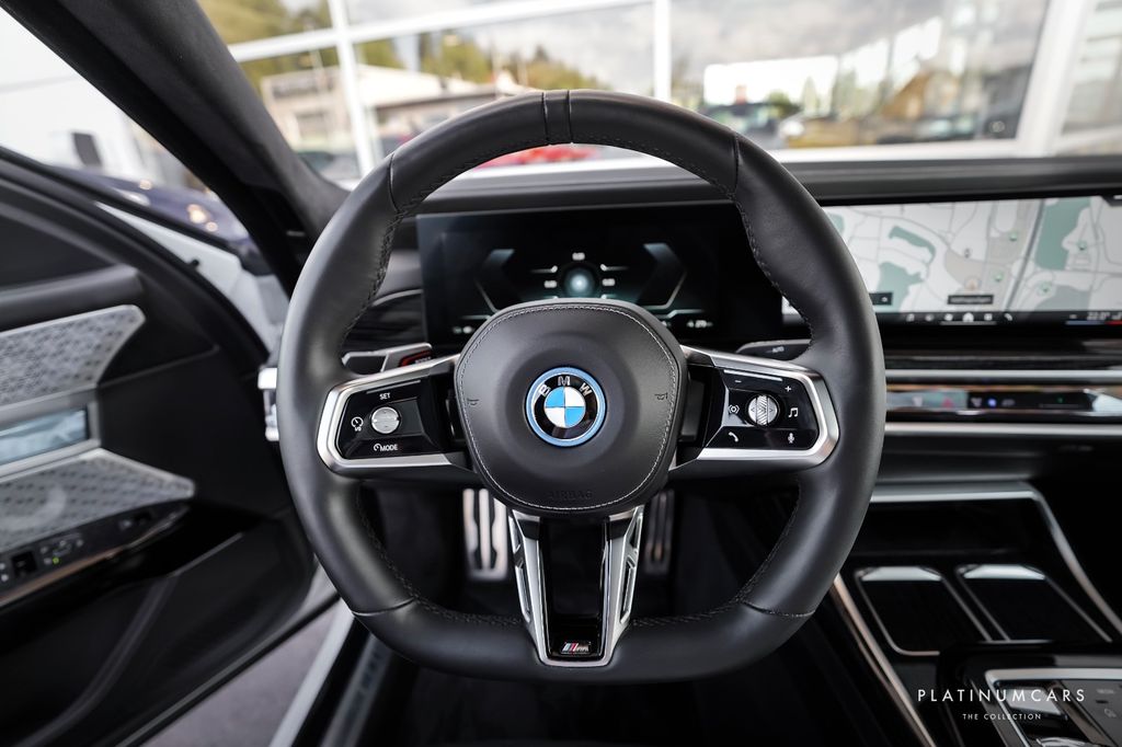 BMW i7 2023