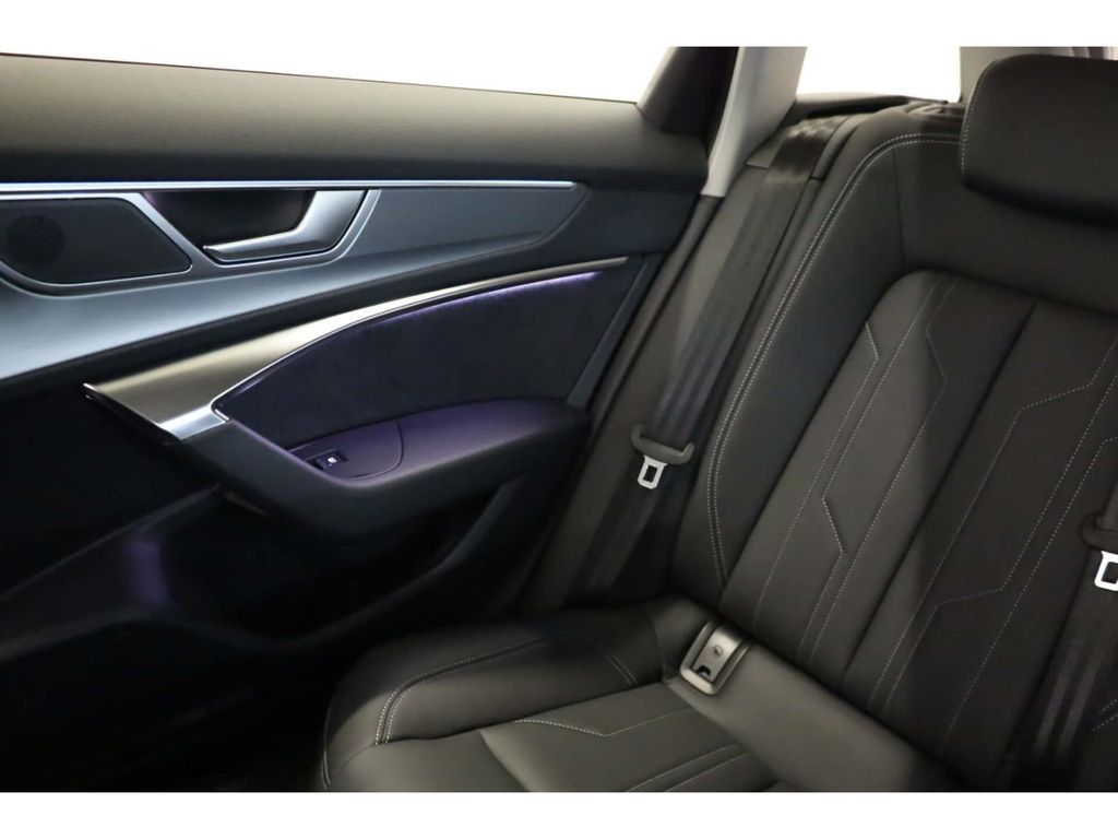 Audi A6 2025
