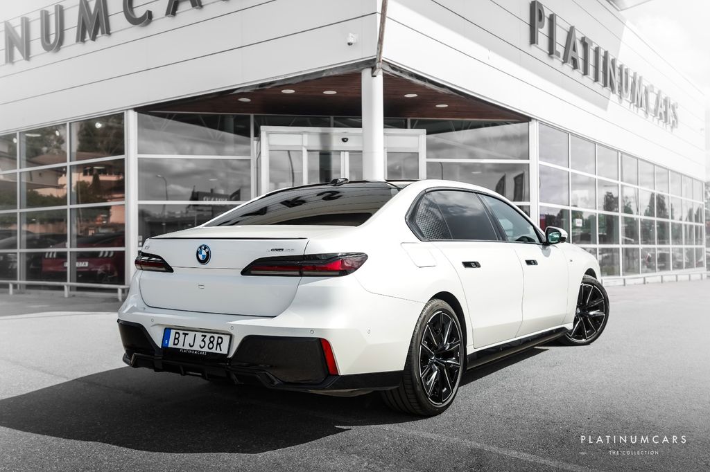 BMW i7 2023