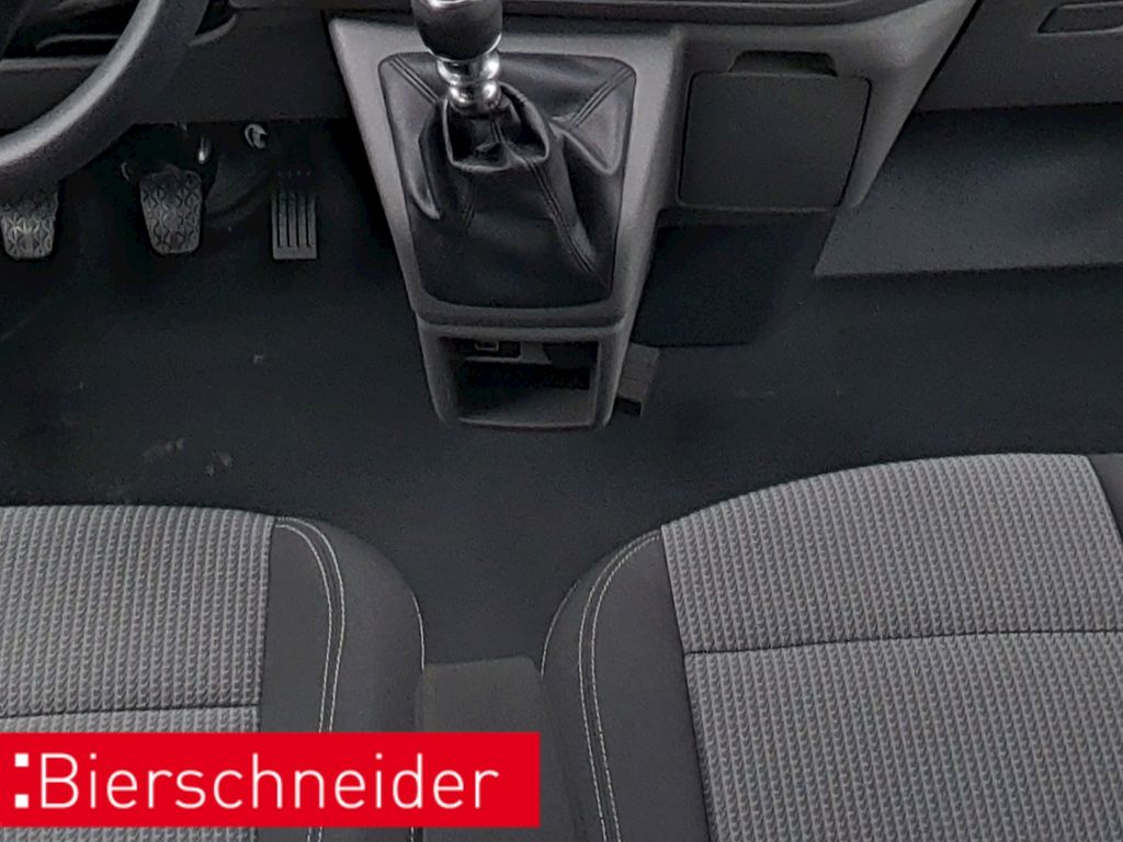 Volkswagen T7 Caravelle