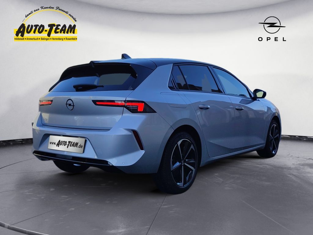 Opel Astra 2024