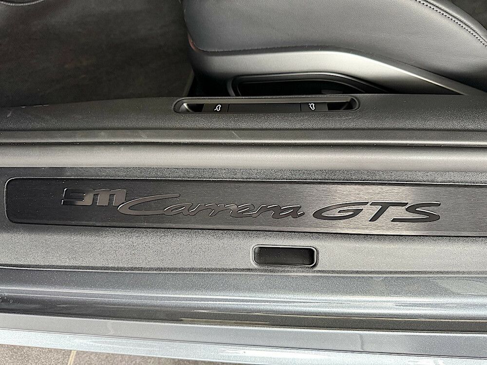 Porsche 992 2025