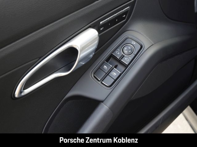 Porsche Boxster 2024