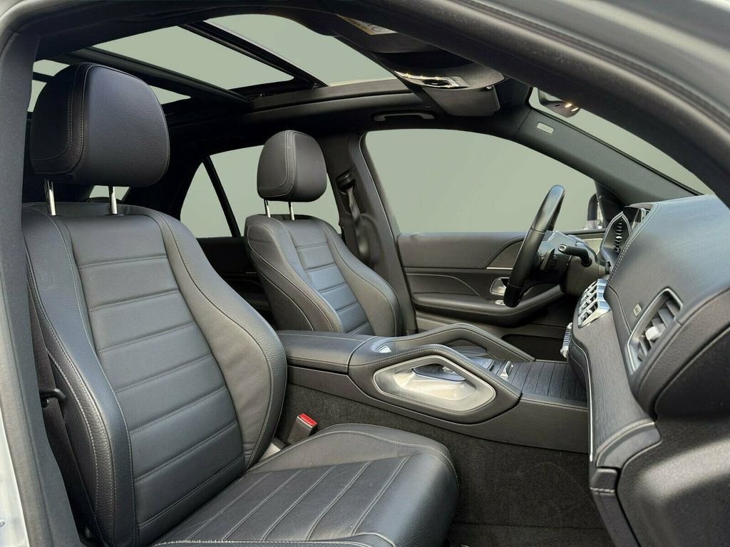 Mercedes-Benz GLE 300 2022