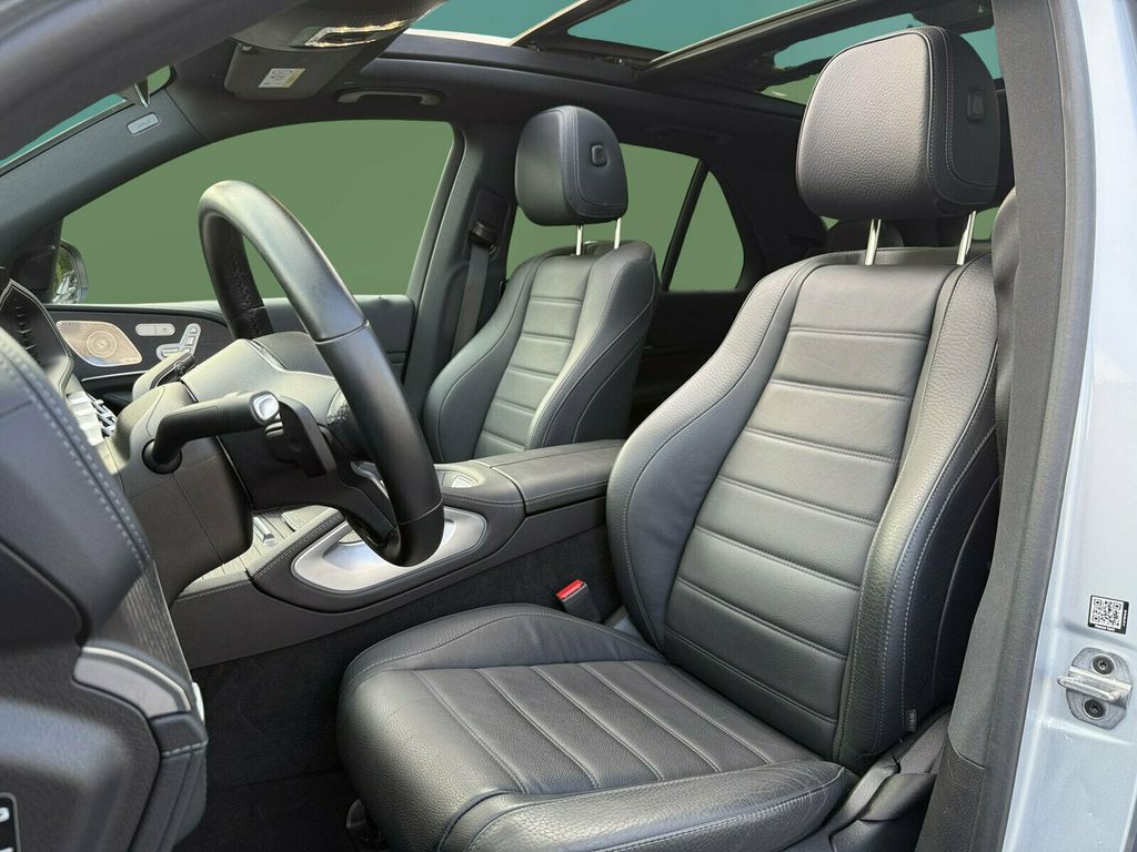 Mercedes-Benz GLE 300 2022