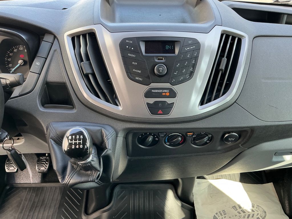Ford Transit 2019