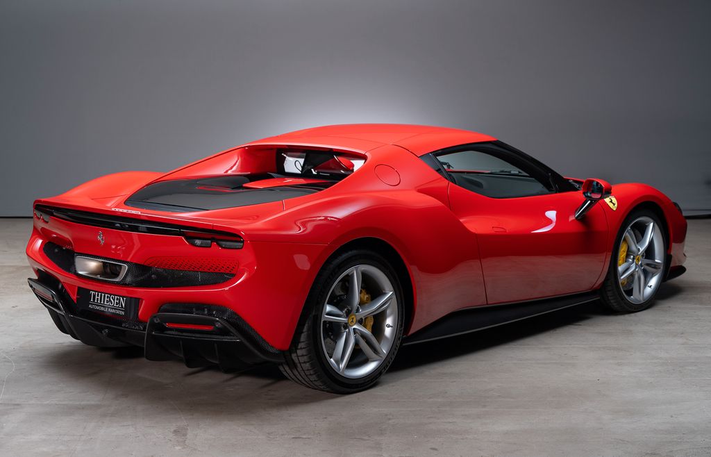 Ferrari 296 GTB 2022