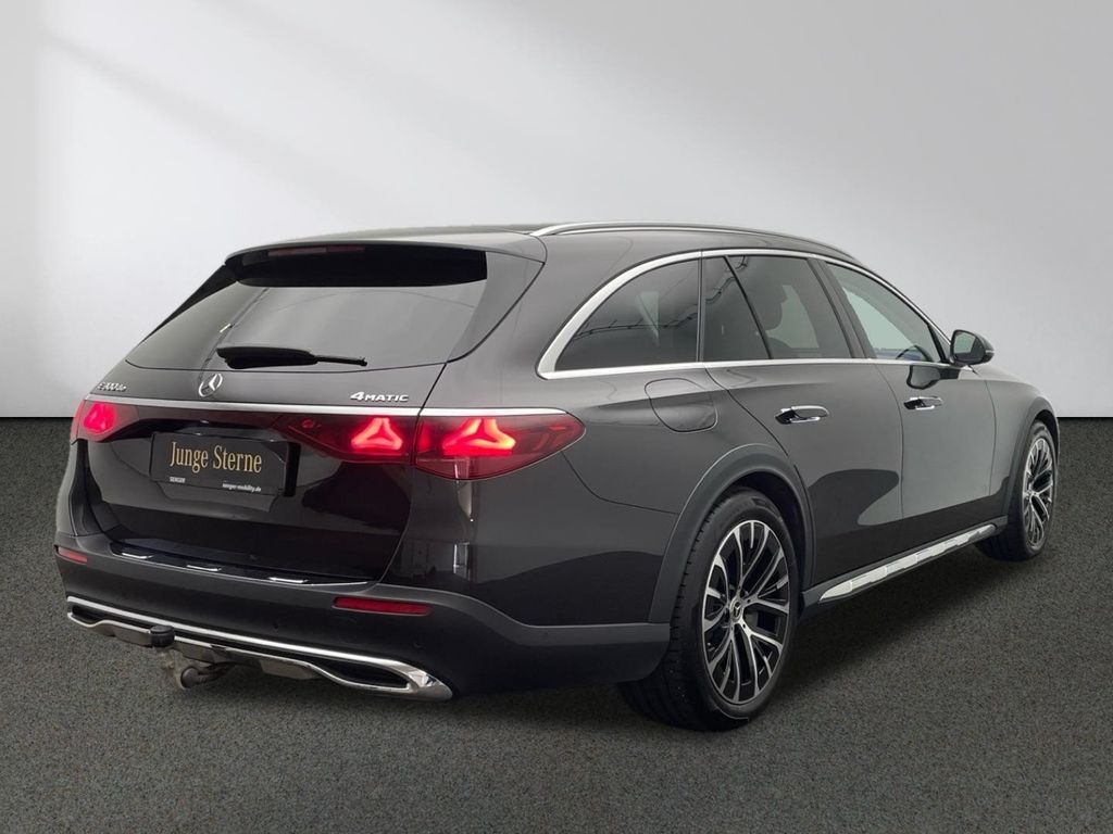 Mercedes-Benz E 300 2024