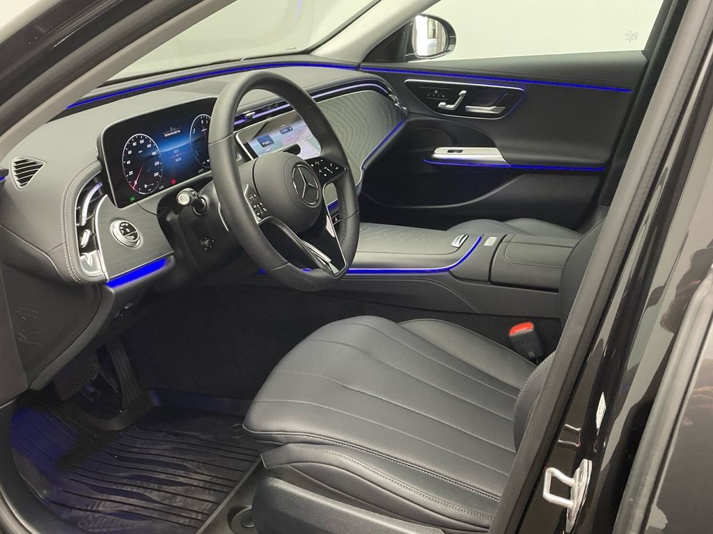 Mercedes-Benz E 300 2024