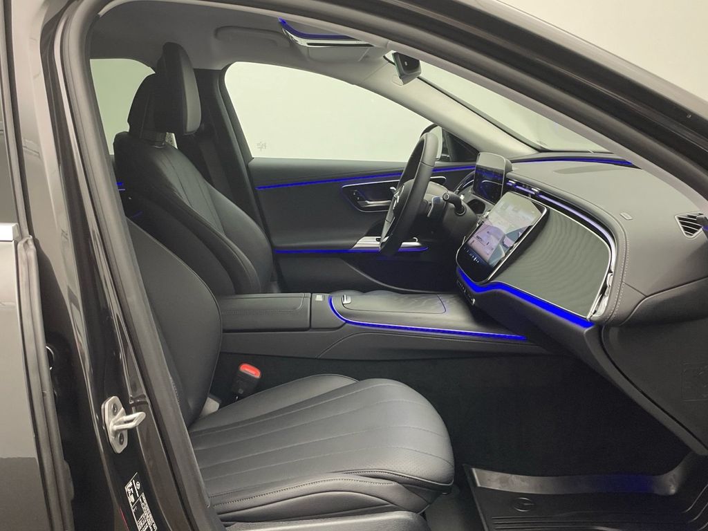 Mercedes-Benz E 300 2024