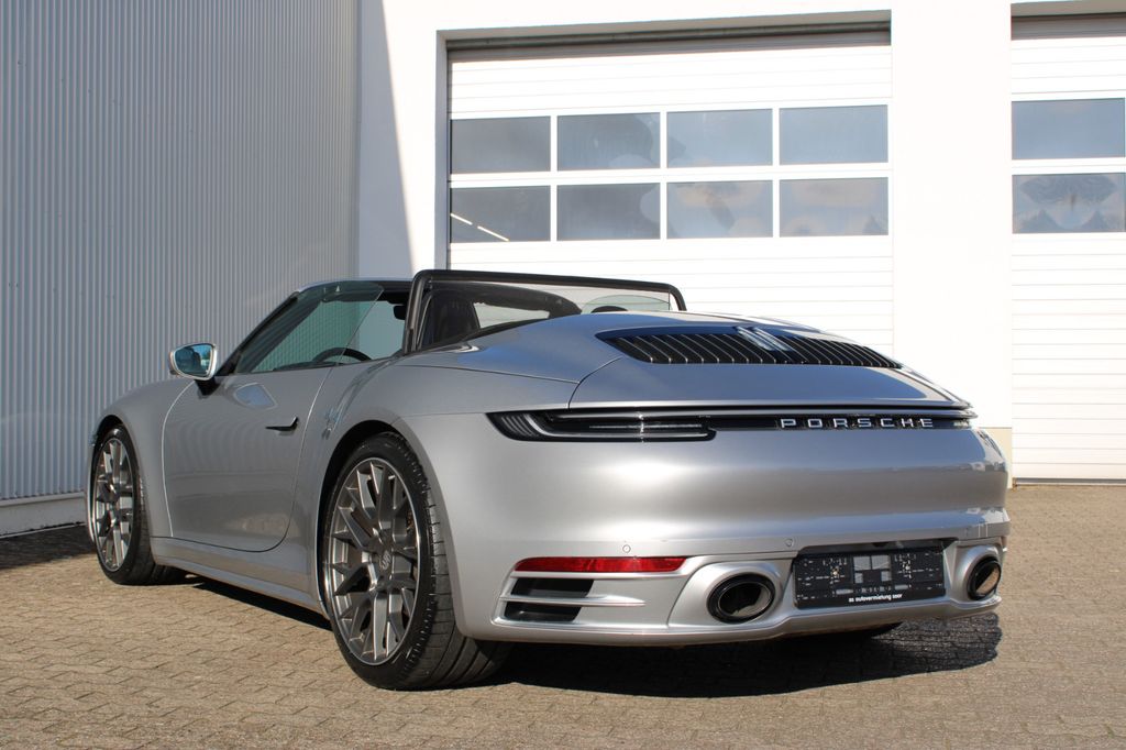 Porsche 992 2023
