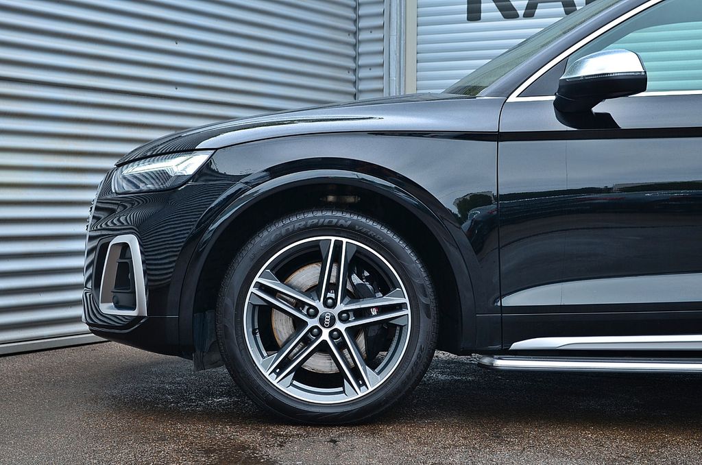 Audi SQ5 2021
