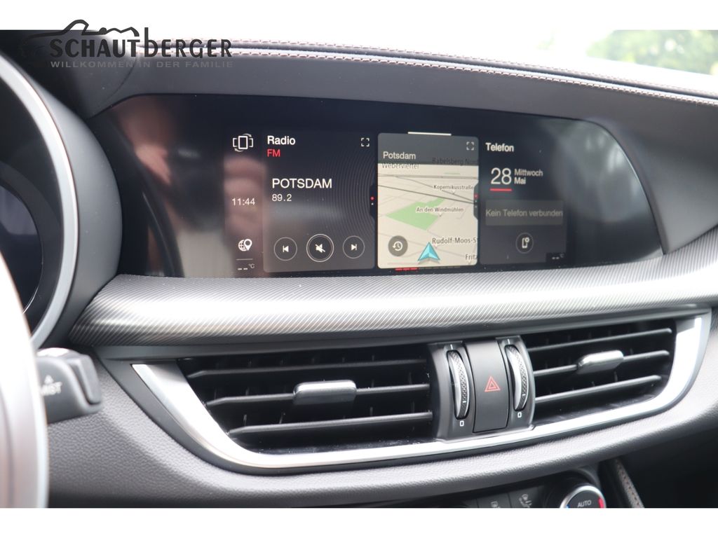 Alfa Romeo Stelvio 2025