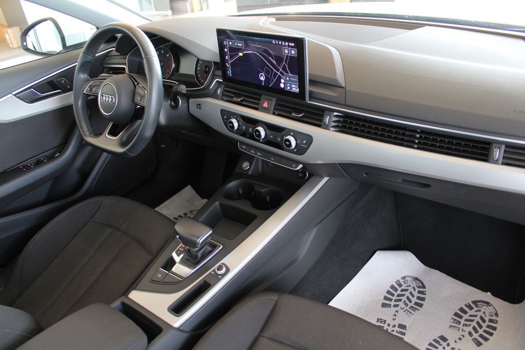 Audi A4 2022