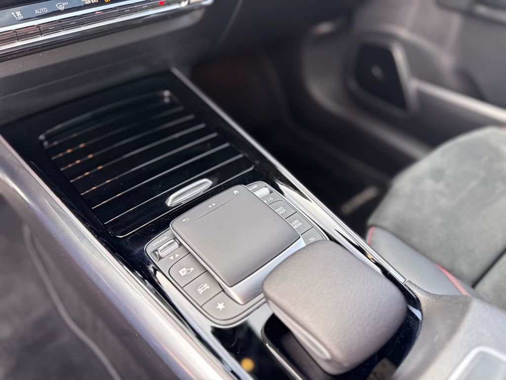 Mercedes-Benz GLA 200 2020