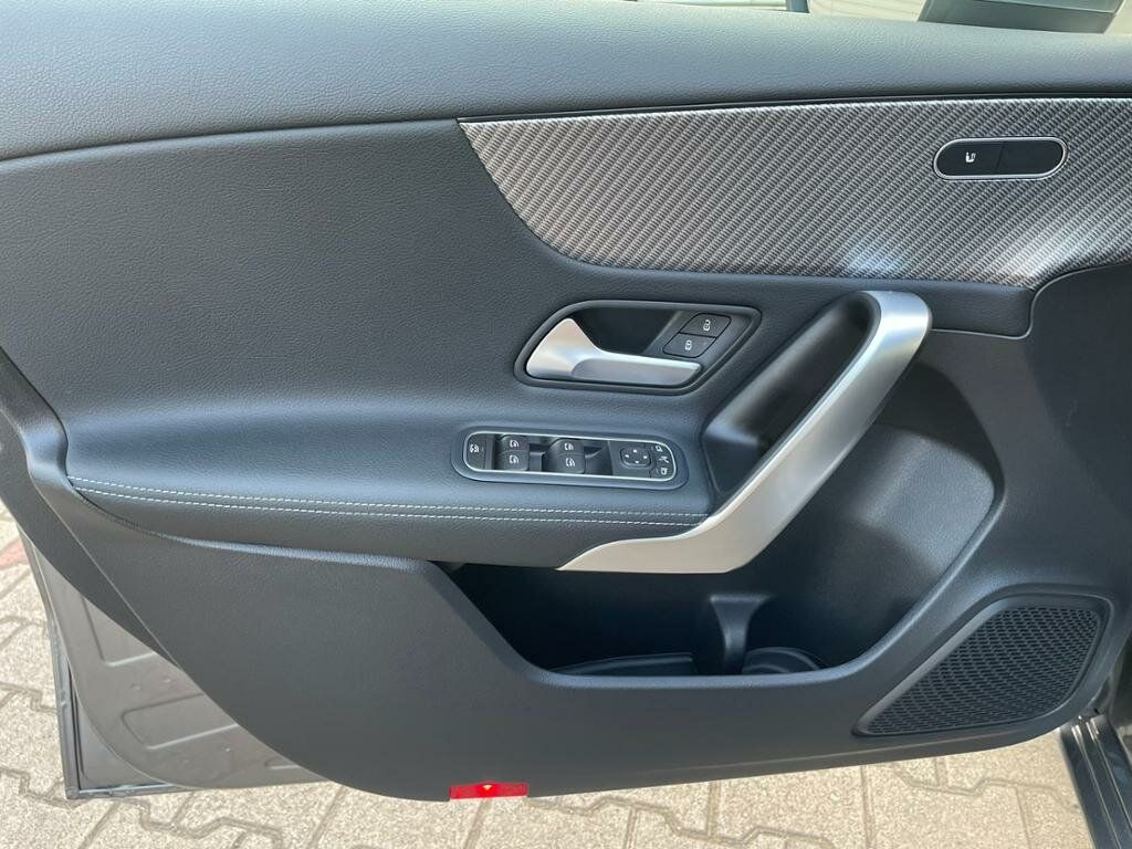 Mercedes-Benz A 200 2024