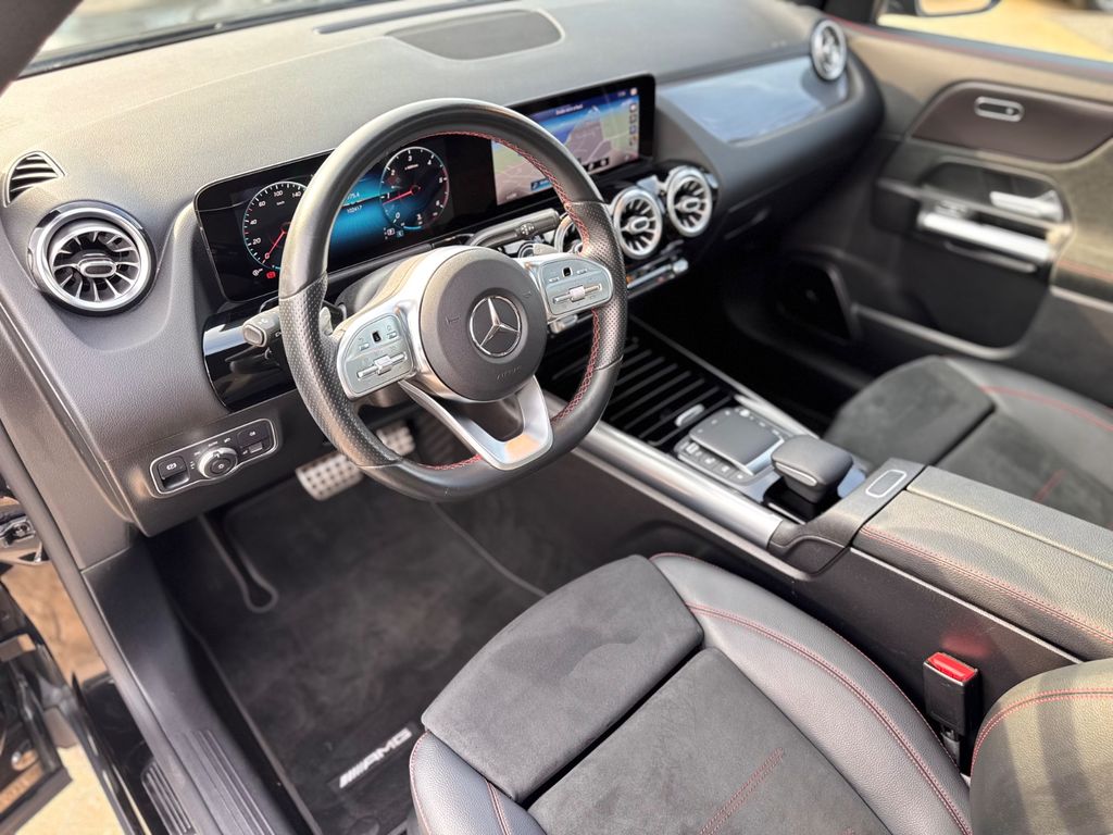 Mercedes-Benz GLA 200 2020