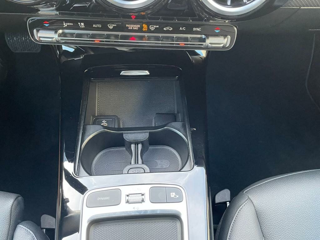 Mercedes-Benz A 200 2024