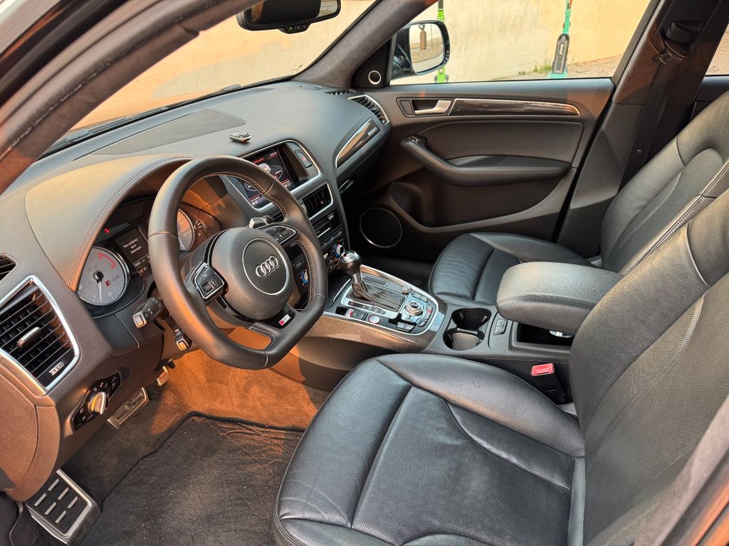 Audi SQ5 2013
