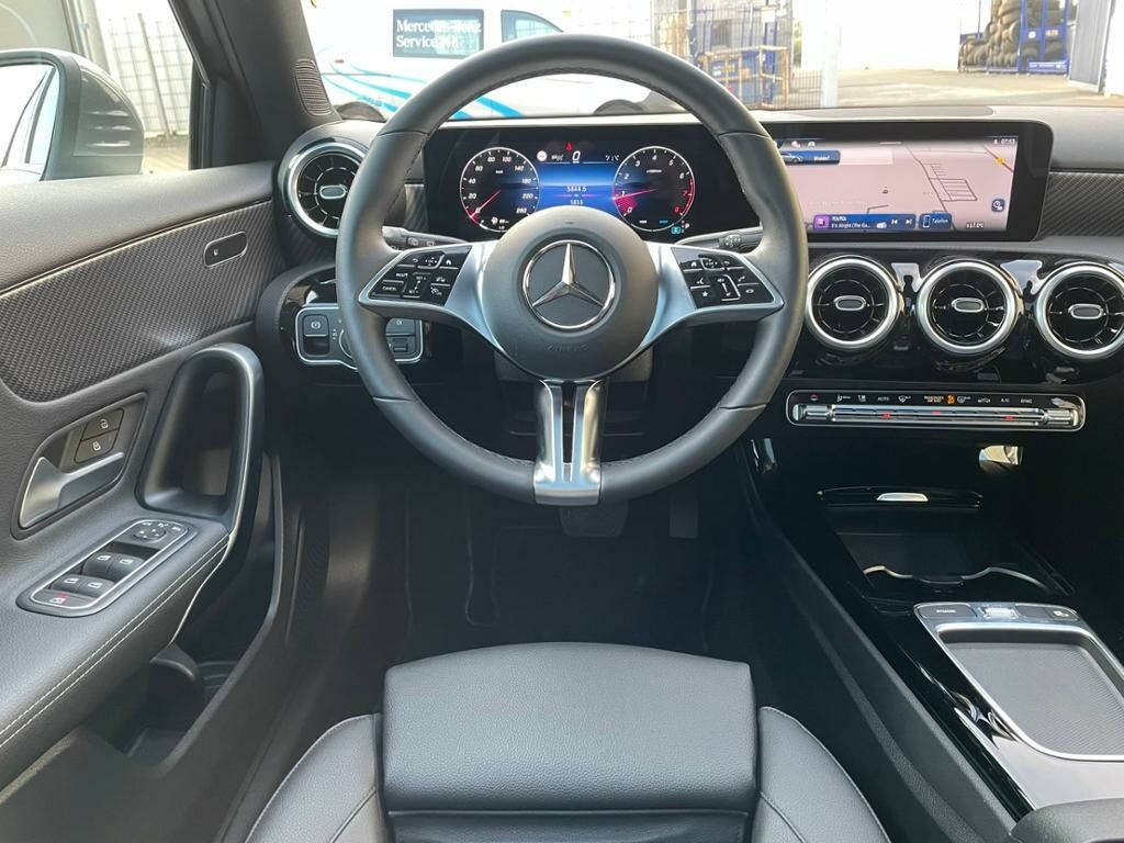 Mercedes-Benz A 200 2024