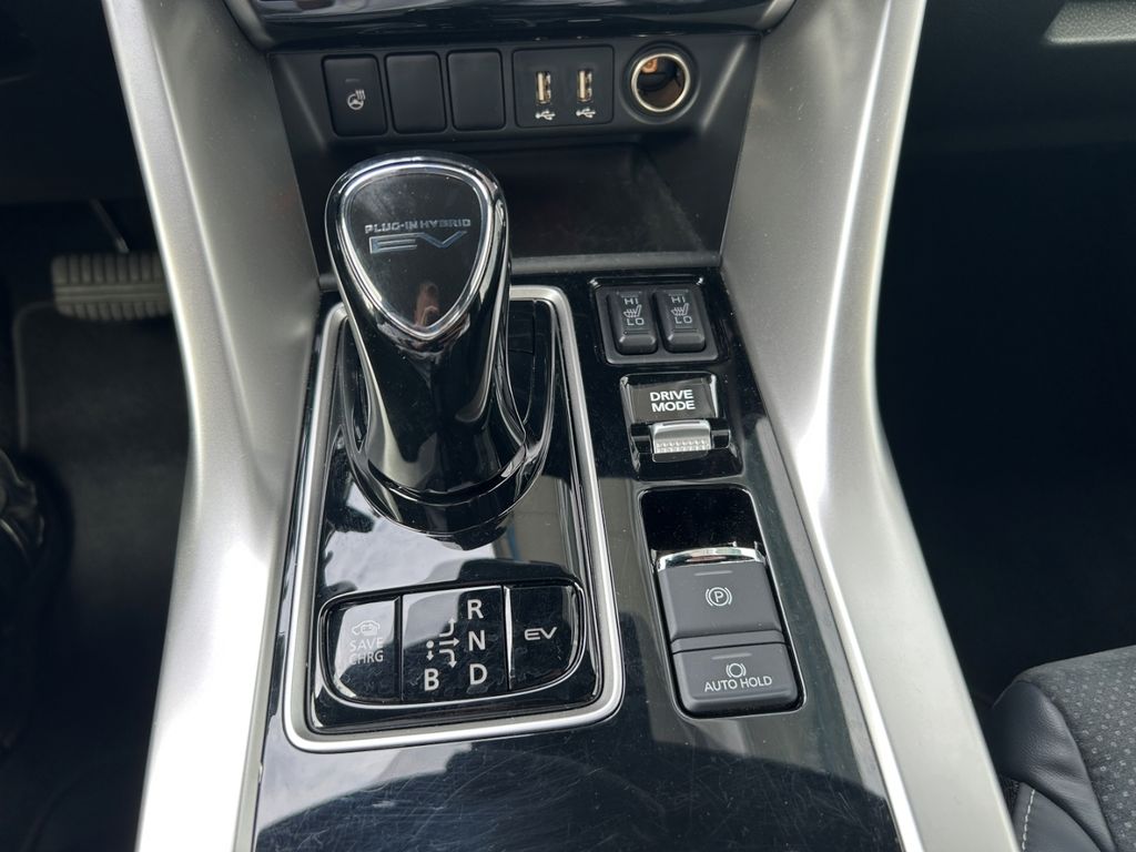 Mitsubishi Eclipse Cross 2024