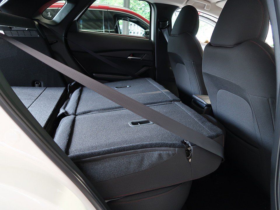 Mazda CX-30 2025