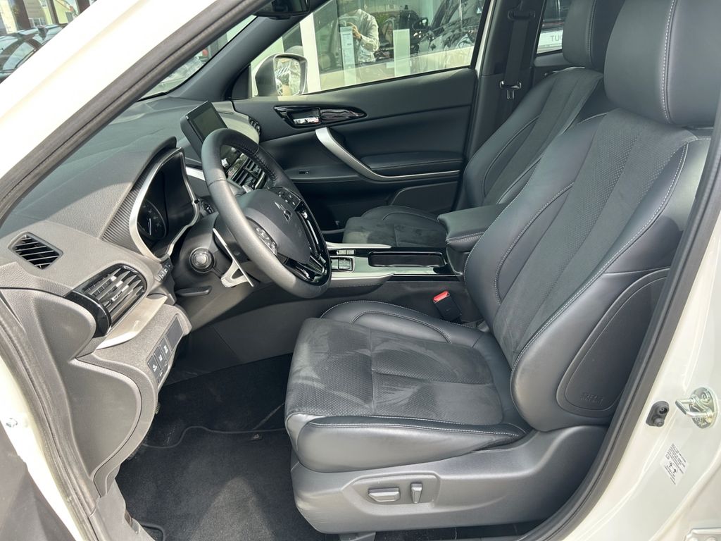 Mitsubishi Eclipse Cross 2024