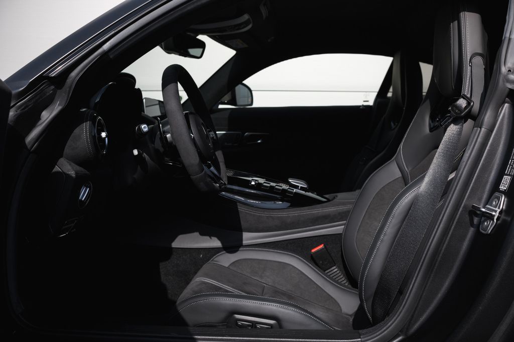 Mercedes-Benz AMG GT 2022