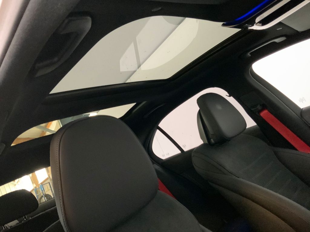 Mercedes-Benz C 220 2025