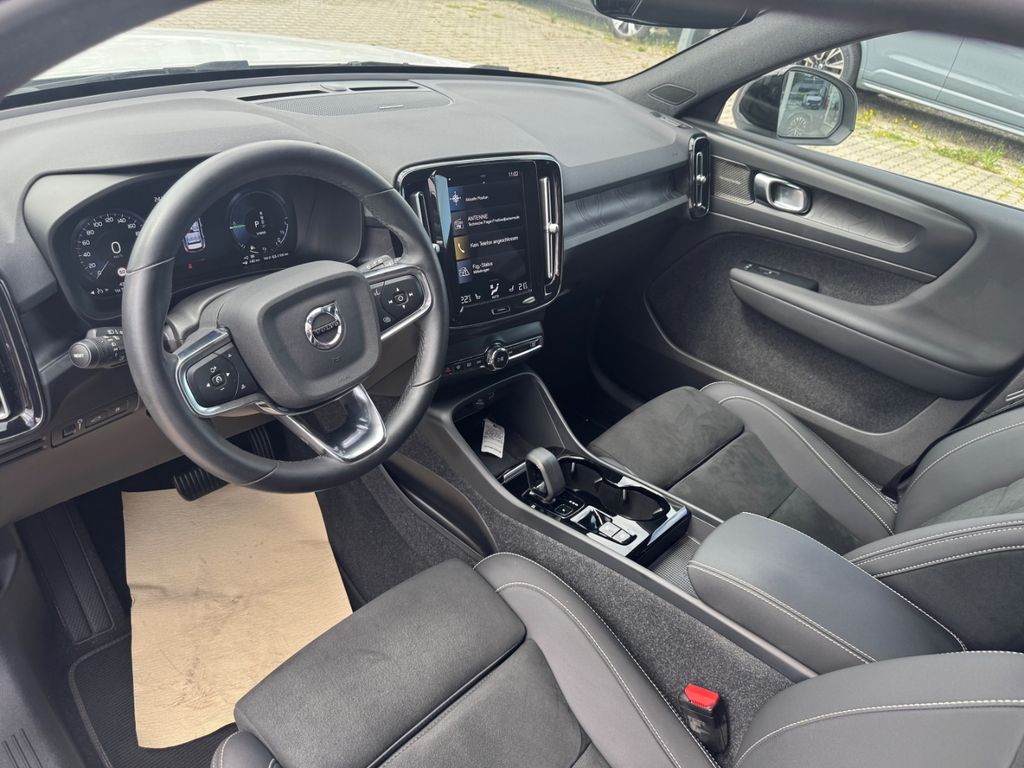 Volvo XC40 2022
