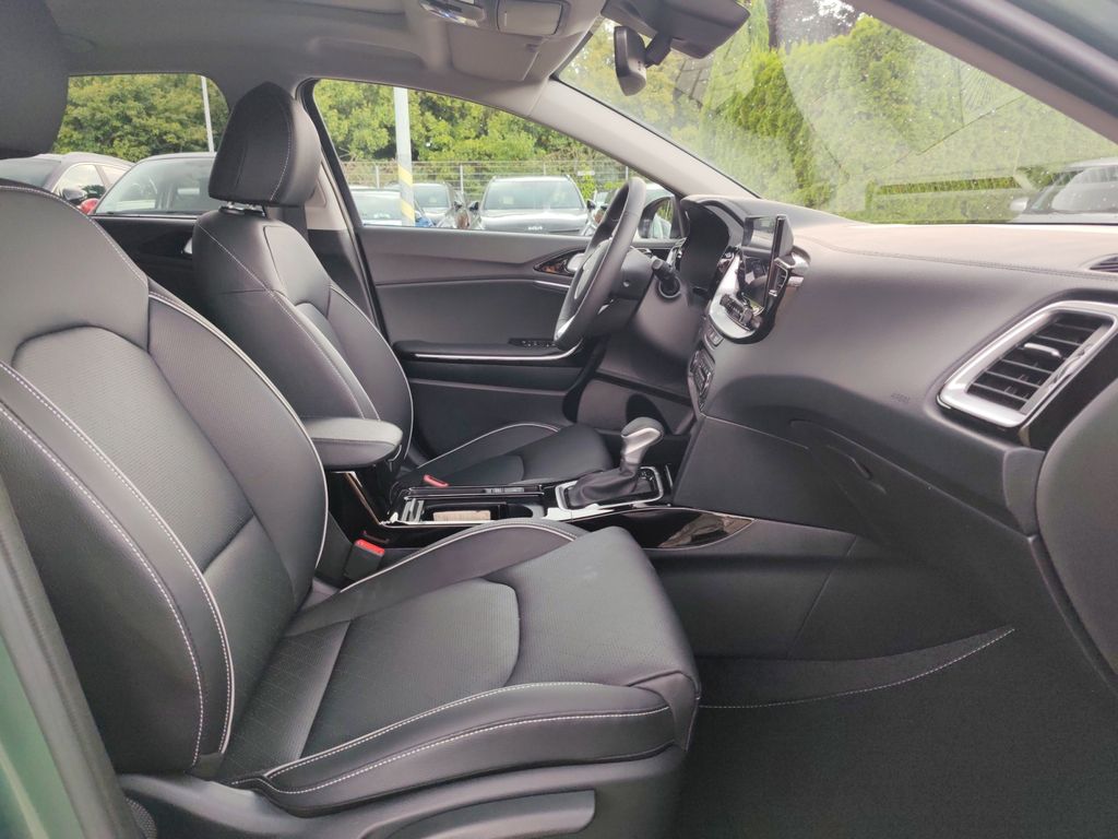 Kia cee'd / Ceed 2025