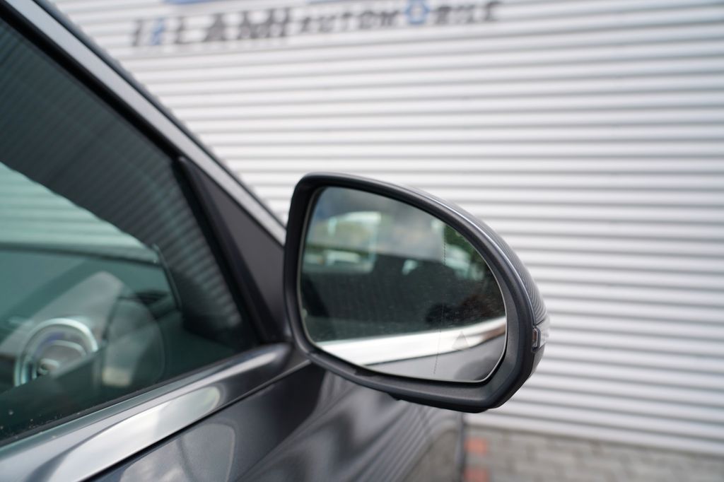 Mercedes-Benz C 220 2024